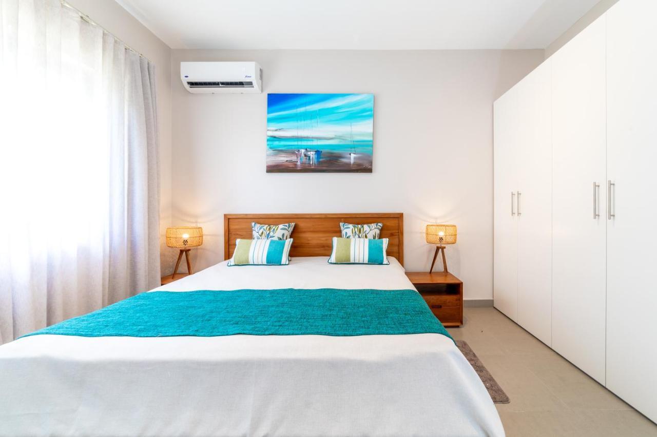 One Bay Residence - Apartment 2 - Apartment In Pereybere Pereybere Beach Екстериор снимка